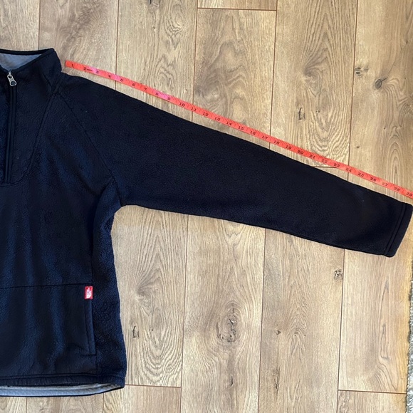 The North Face Women’s Fleece Jacket - Picture 6 of 7
